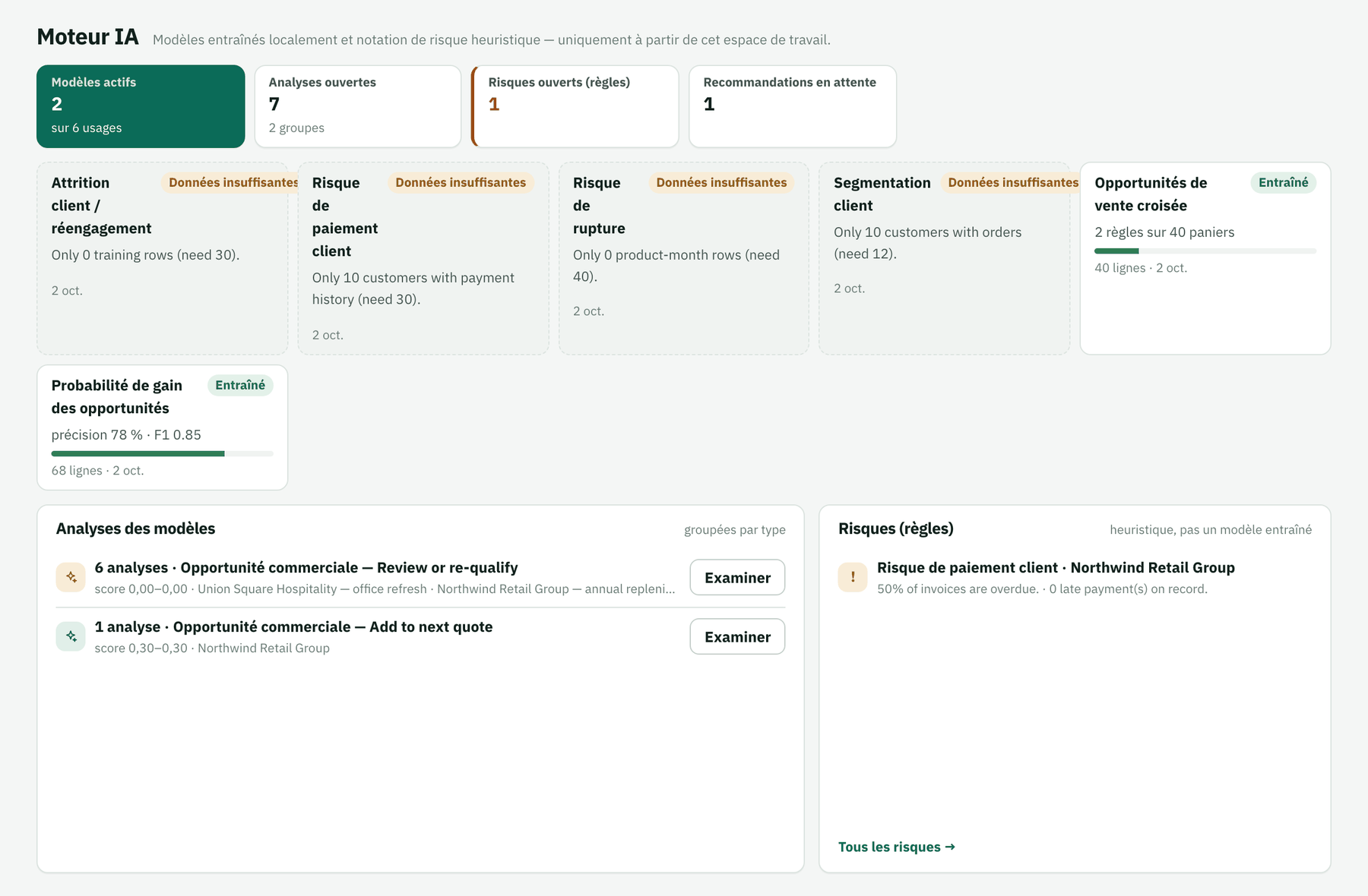 Vue d'ensemble du moteur IA avec les cartes des modèles, les analyses et les risques à base de règles
