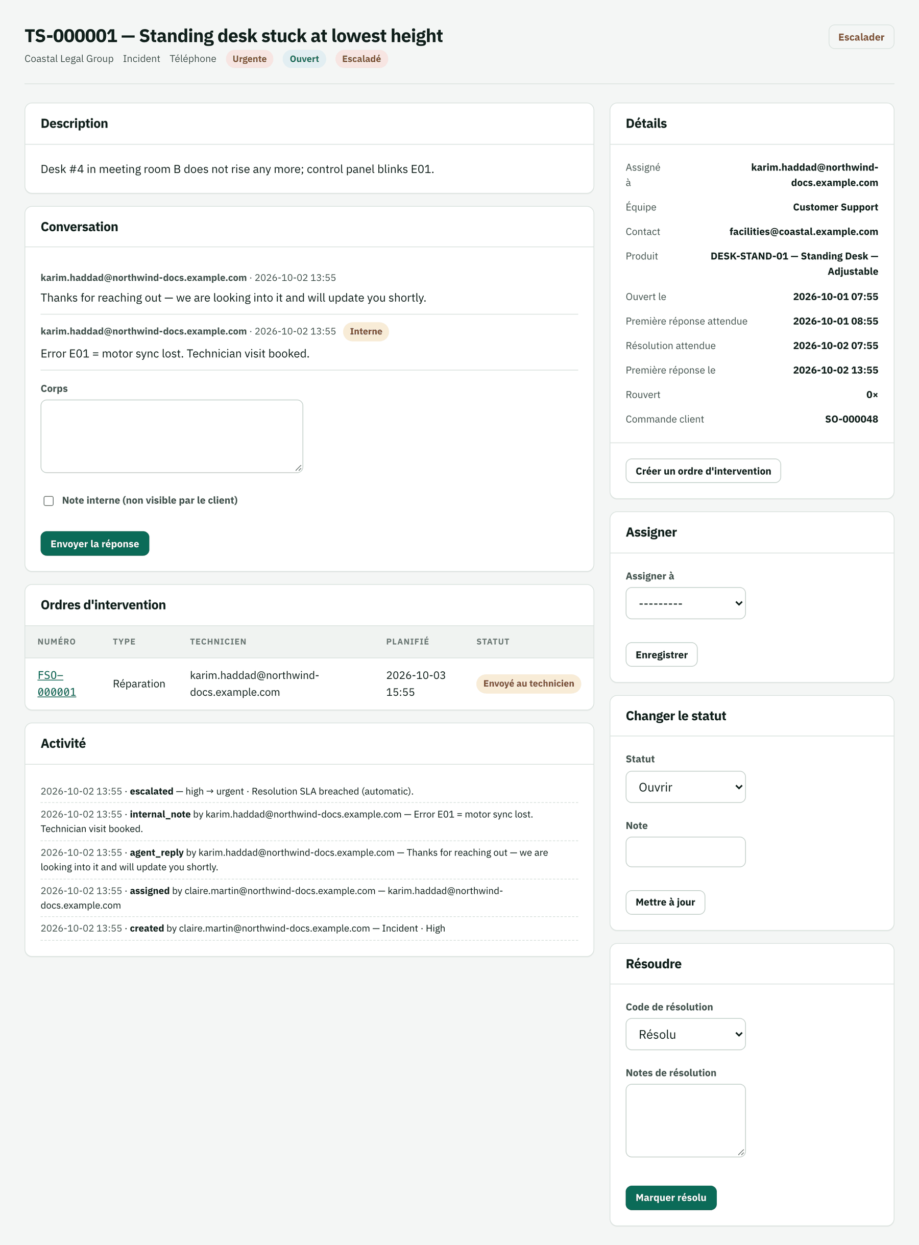 Ticket TS-000001 : urgent, escaladé après le dépassement de son SLA de résolution, avec une intervention terrain envoyée